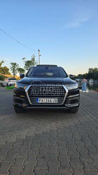 Audi Q7 3.0