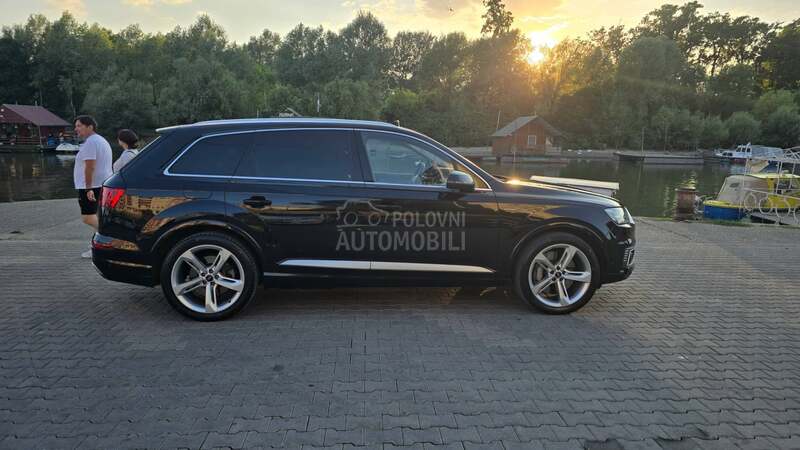 Audi Q7 3.0