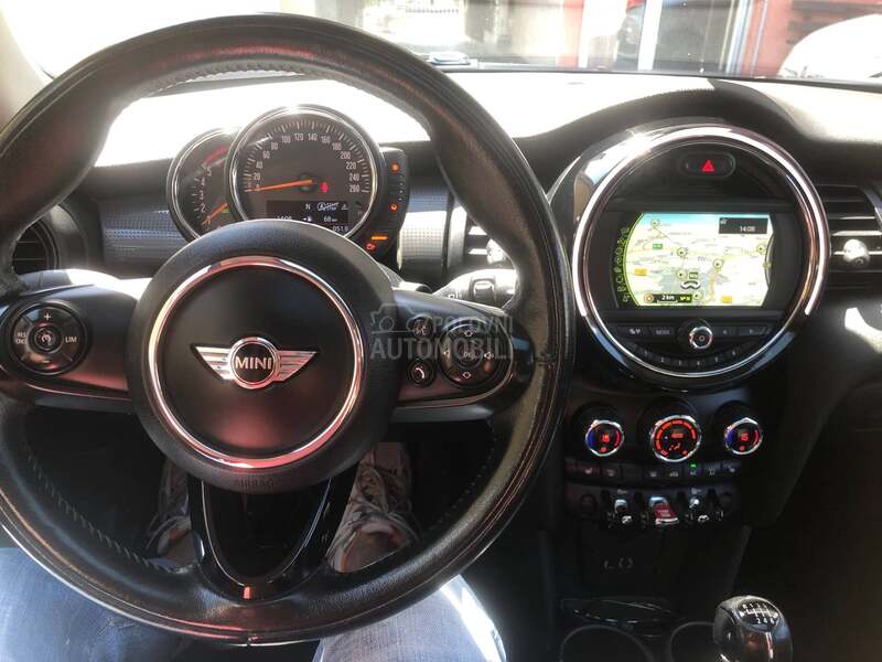 MINI One 1.5D Probna vozacka