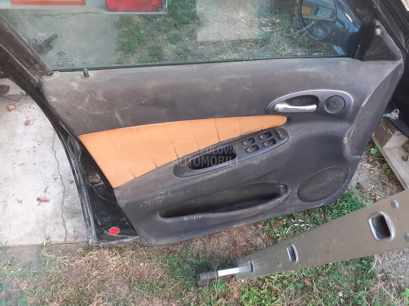 Vozačeva vrata kompletna