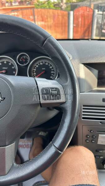 Opel Astra H V e L i k i  servis