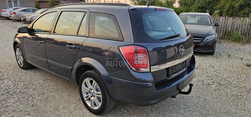 Opel Astra H 