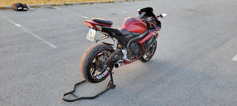 Suzuki GSXR