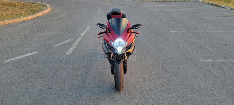 Suzuki GSXR