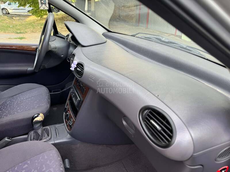 Mercedes Benz A 160 75K w