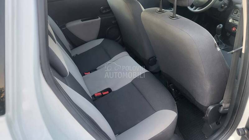 Renault Clio 1.2i