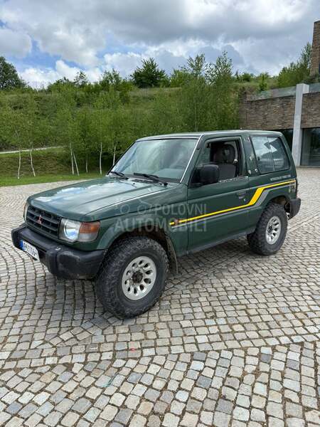 Mitsubishi Pajero 