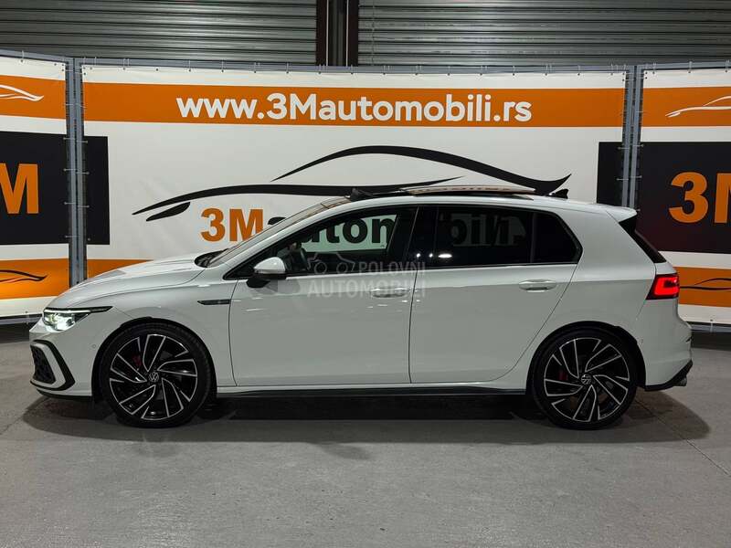 Volkswagen Golf 8 GTD/IQ/PANO/19