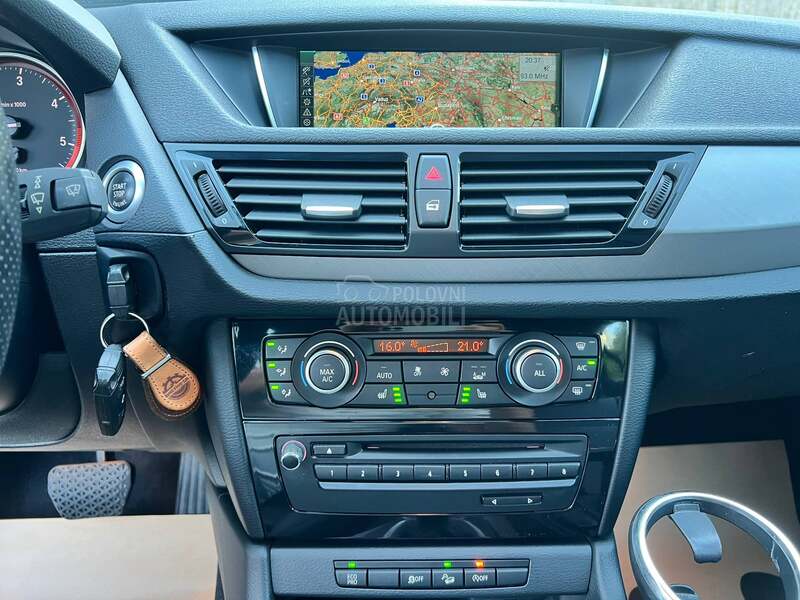 BMW X1 2.0Xdrive//M-PAKET//