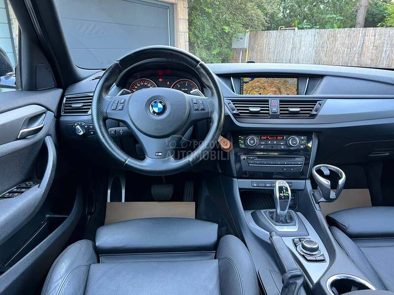BMW X1 2.0Xdrive//M-PAKET//