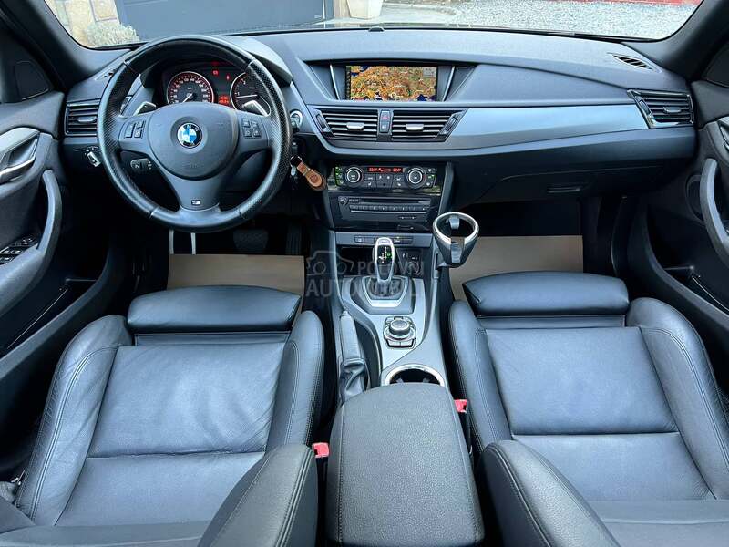 BMW X1 2.0Xdrive//M-PAKET//