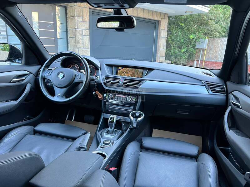 BMW X1 2.0Xdrive//M-PAKET//