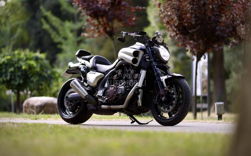 Yamaha Vmax