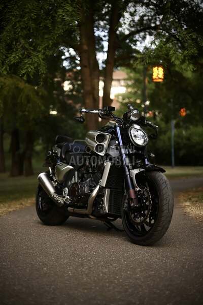 Yamaha Vmax