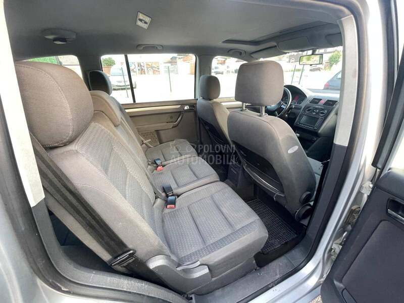Volkswagen Touran 2.0TDI HIGIH LINE