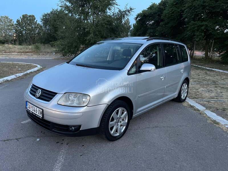 Volkswagen Touran 2.0TDI HIGIH LINE