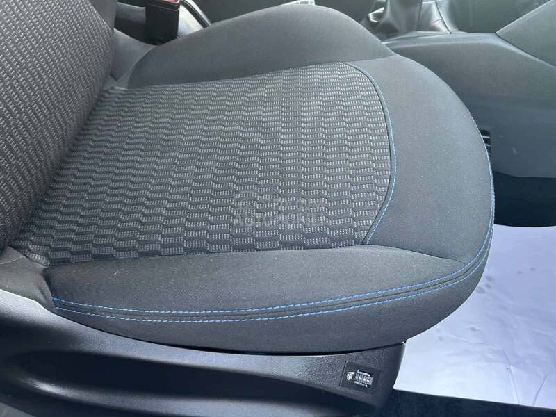 Peugeot 208 1,2 83000 K M CH
