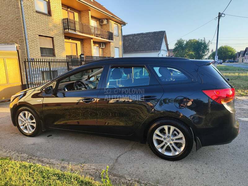 Kia cee`d sw 