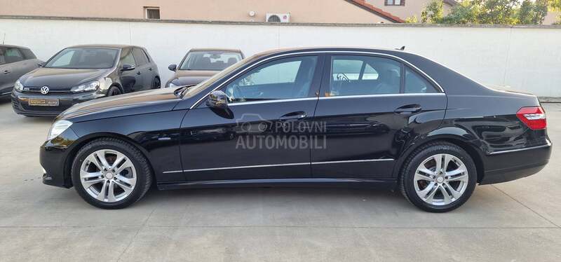 Mercedes Benz E 200 AVANTGARDE