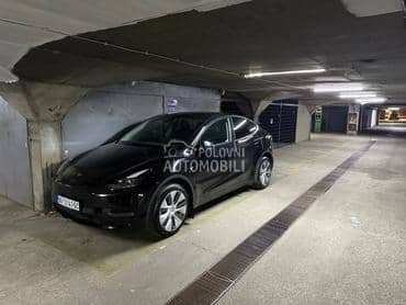 Tesla Model Y Long Range  Berlin