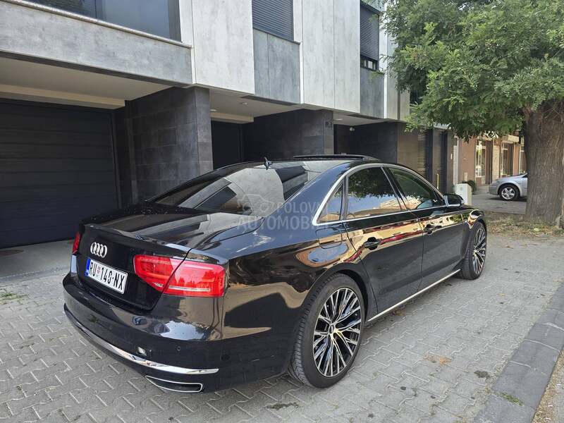 Audi A8 