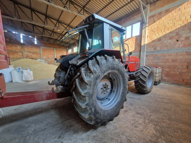Massey Ferguson 3690