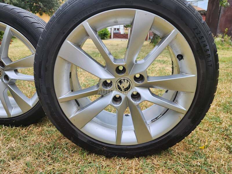 Aluminijumske felne Oktavia original 17" 5 x 112