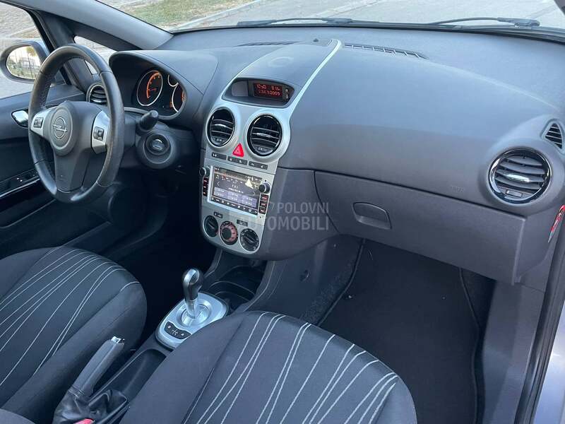 Opel Corsa D 1.2 16 V