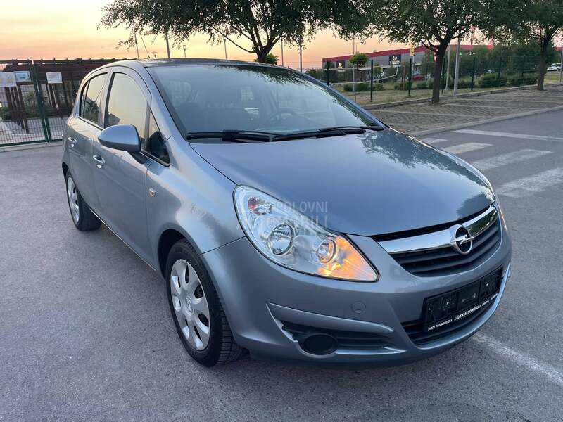 Opel Corsa D 1.2 16 V