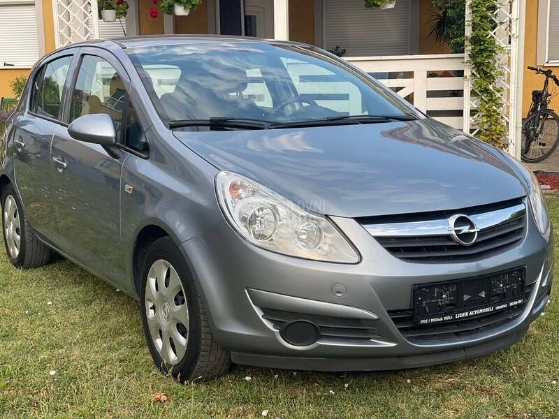 Opel Corsa D 1.2 16 V