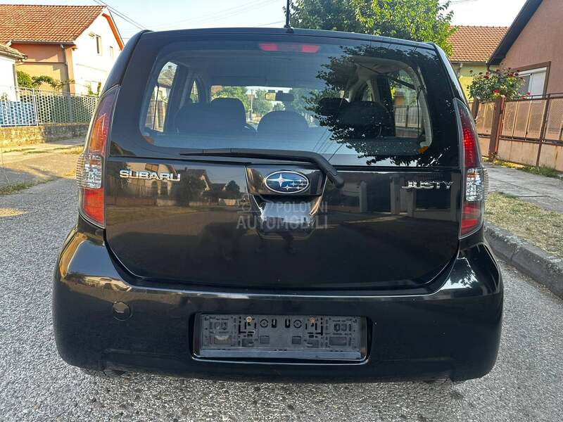 Subaru Justy 1.0 i