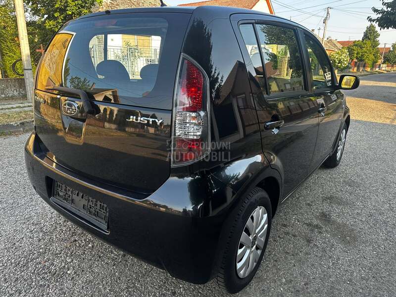 Subaru Justy 1.0 i
