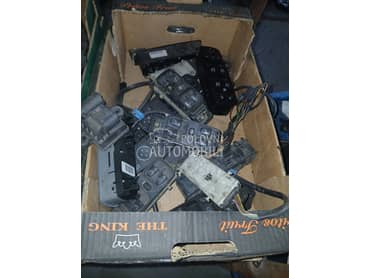 Prekidac Prozora za Mercedes Benz A Klasa, B Klasa, C Klasa ... od 2001. do 2015. god.