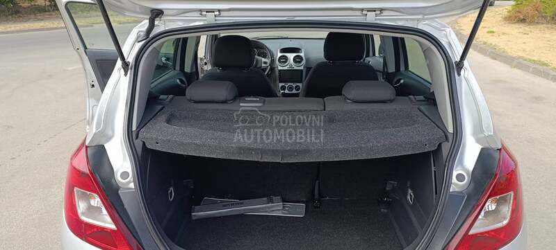Opel Corsa D 1.4 16v