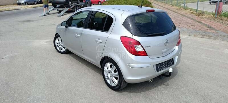 Opel Corsa D 1.4 16v