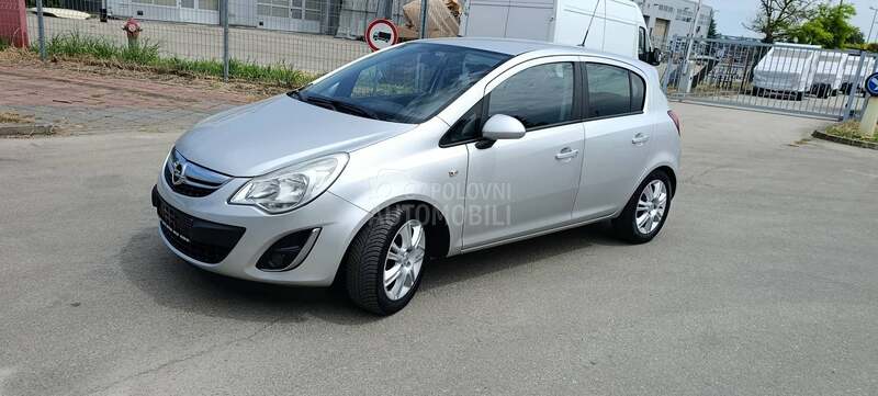 Opel Corsa D 1.4 16v