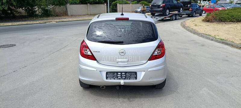 Opel Corsa D 1.4 16v