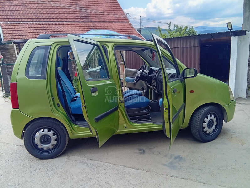 Opel Agila 1.0 B