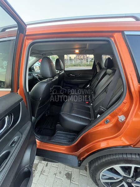 Nissan X-Trail 2.0 dCi TEKNA 4WD