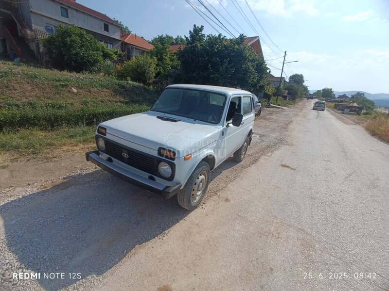 Lada Niva 1.7i