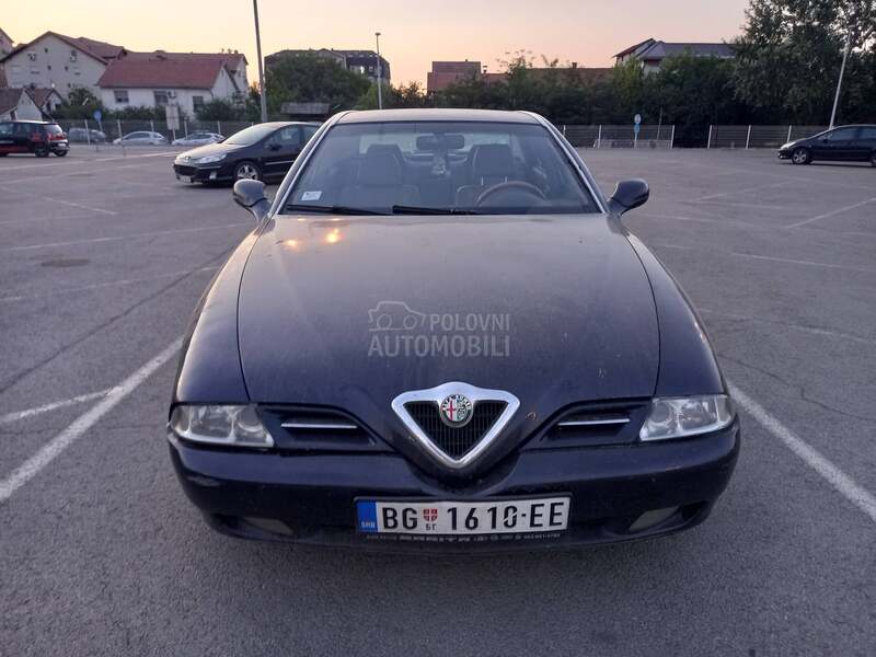 Alfa Romeo 166 