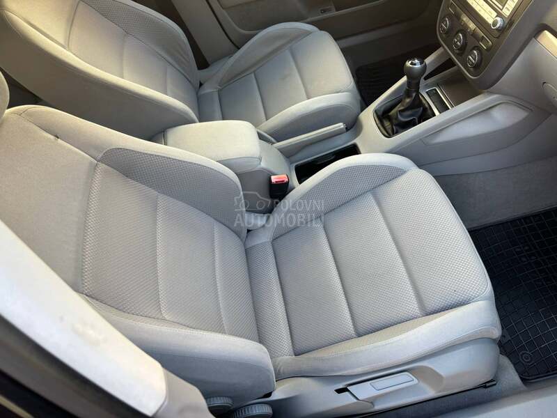 Volkswagen Golf 5 N O V reg 1 godin