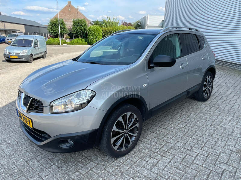 Nissan Qashqai 1.6b pano kam senz