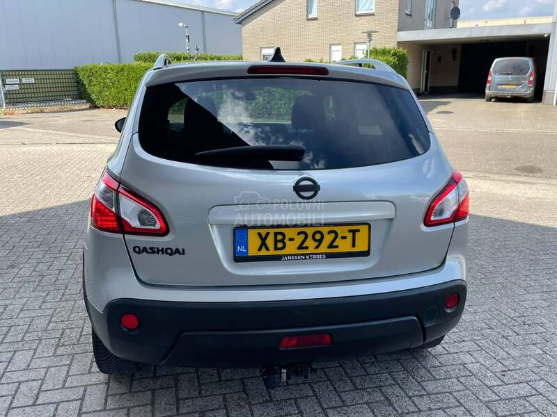 Nissan Qashqai 1.6b pano kam senz