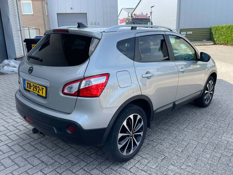 Nissan Qashqai 1.6b pano kam senz