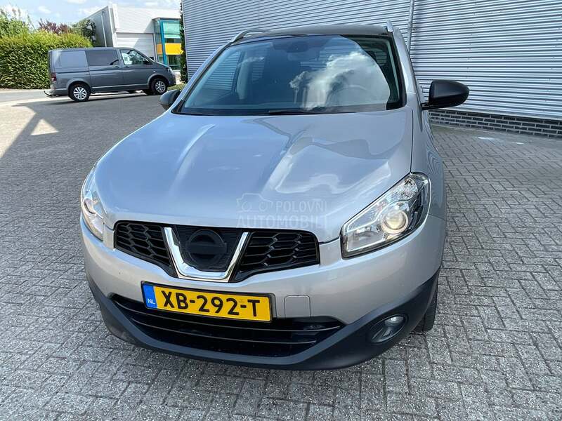 Nissan Qashqai 1.6b pano kam senz