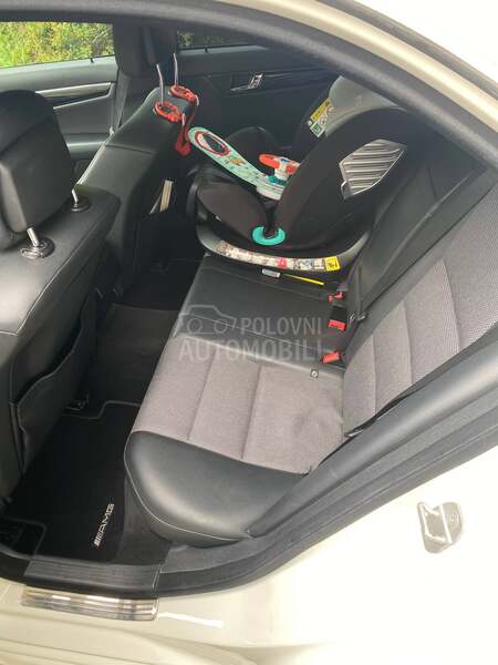 Mercedes Benz C 200 