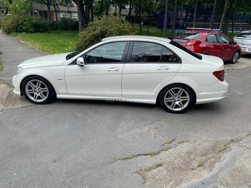 Mercedes Benz C 200 