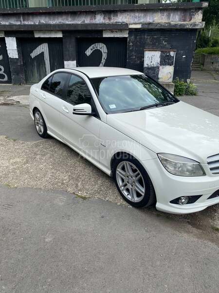 Mercedes Benz C 200 