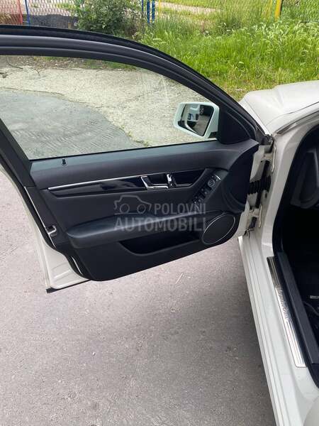 Mercedes Benz C 200 